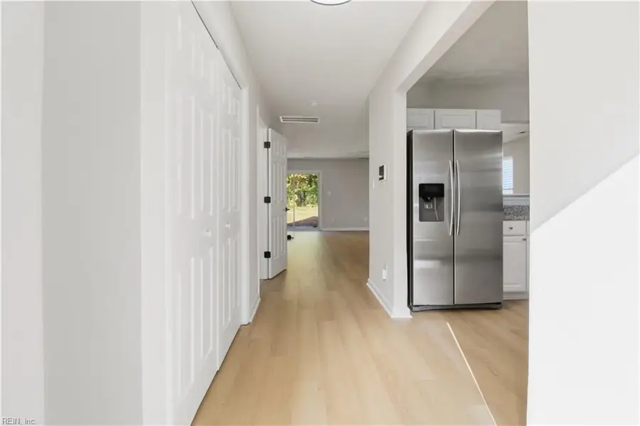 25 Ireland Street, Hampton, VA 23663 - Image #3