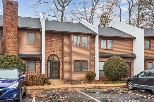 163 Windsor Castle Drive #B, Newport News, VA 23608