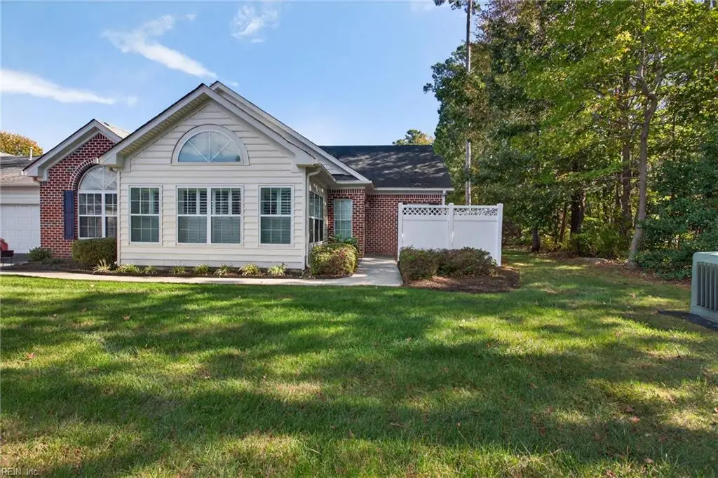 103 Stadium View, Yorktown, VA 23690 - Image #1