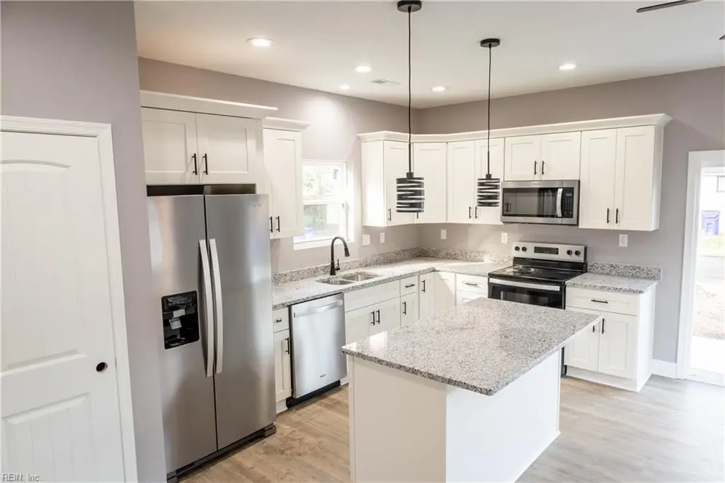 702 W 36th Street, Norfolk, VA 23508 - Image #1