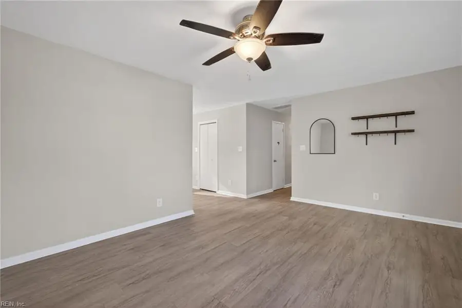 4945 Erskine Street, Virginia Beach, VA 23462 - Image #3