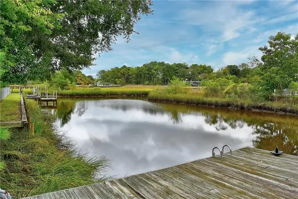 12 Zilber Ct, Hampton, VA 23669