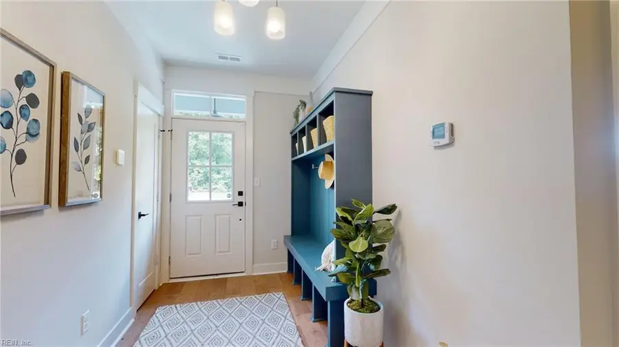 906 Jennings Ln, Chesapeake, VA 23322 - Image #2