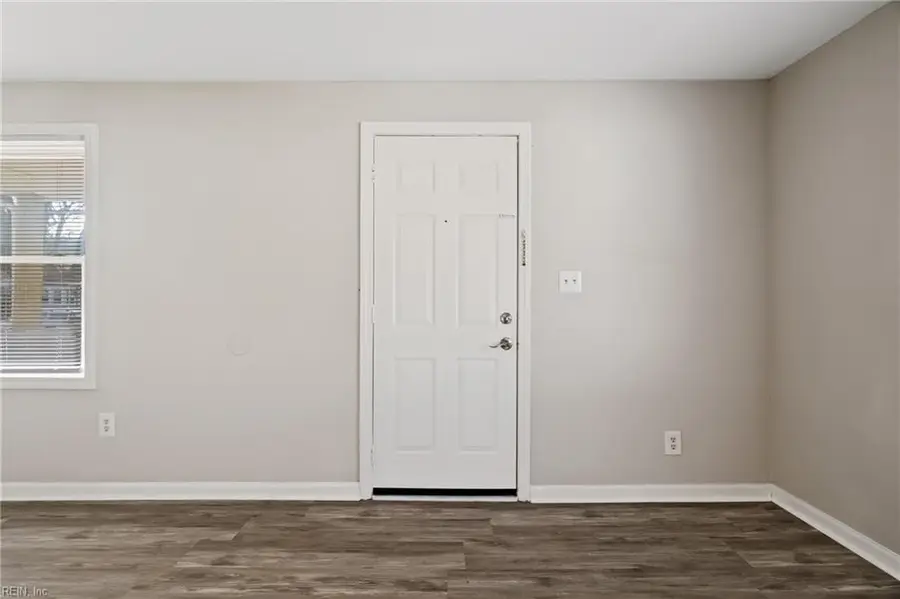 6 Worden Place, Portsmouth, VA 23702 - Image #3