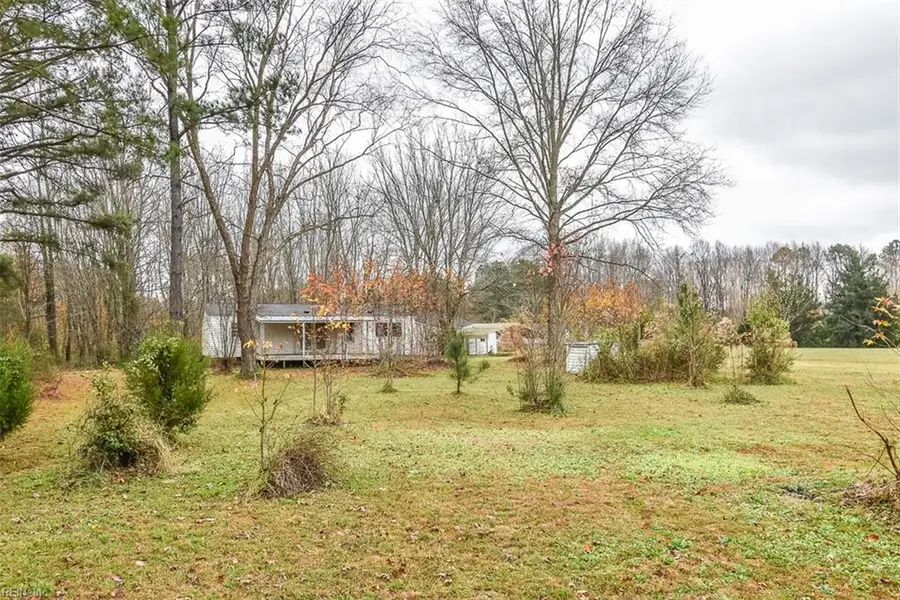 11525 Tucker Swamp Road, Zuni, VA 23898 - Image #2