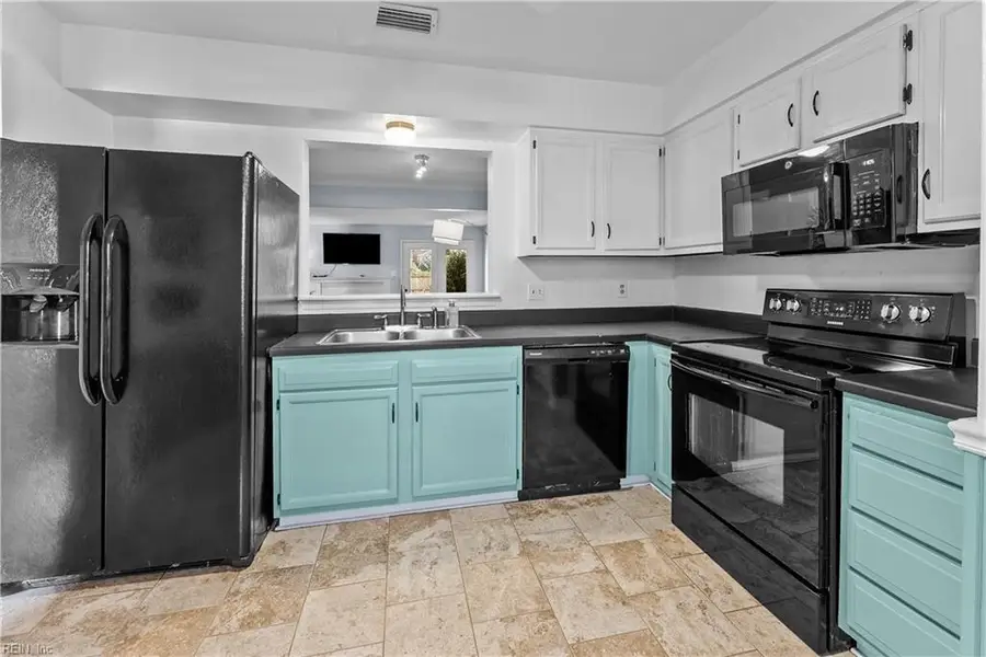 3909 Wyckoff Drive, Virginia Beach, VA 23452 - Image #3