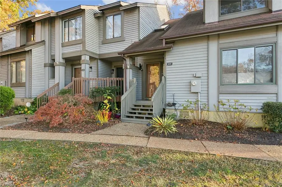 217 Misty Point Lane, Newport News, VA 23603 - Image #2