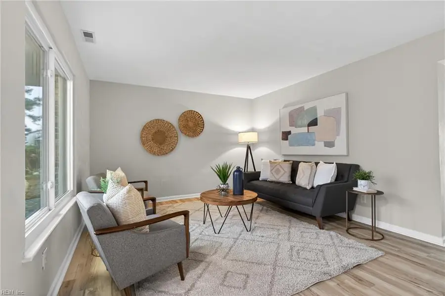 639 Red Horse Lane, Virginia Beach, VA 23462 - Image #3