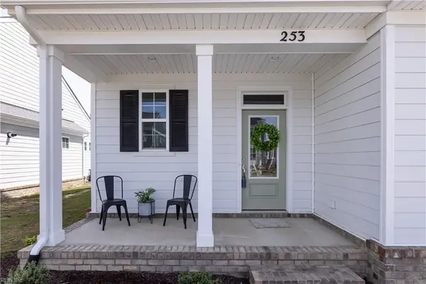 253 Mccormick Drive, Suffolk, VA 23434