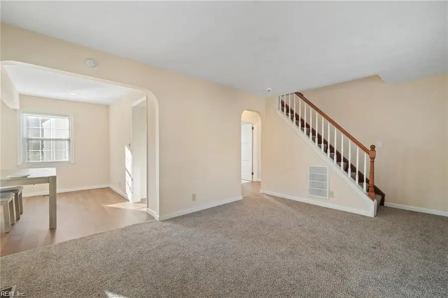 530 Sterling Street, Norfolk, VA 23505 - Image #2