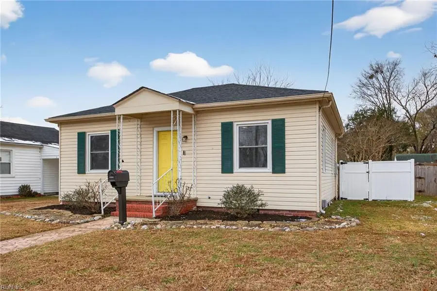 305 Elizabeth Street, Suffolk, VA 23434 - Image #3