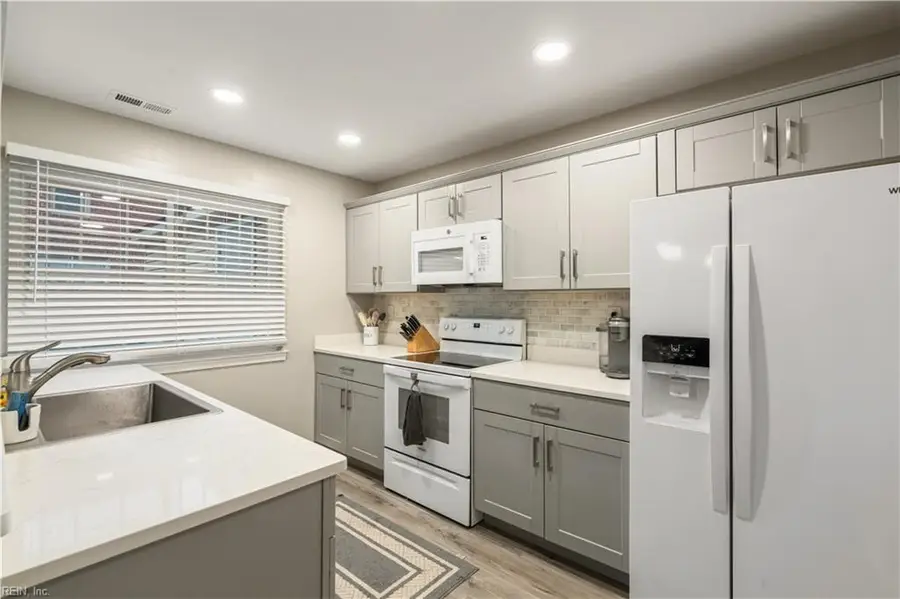 606 Oleander Circle, Virginia Beach, VA 23464 - Image #3