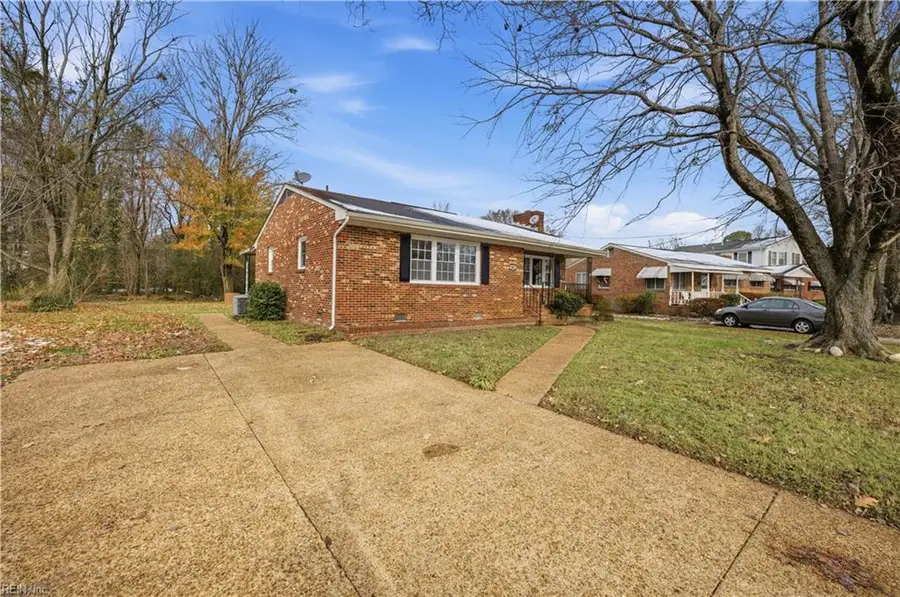 34 Joynes Road, Hampton, VA 23666 - Image #3