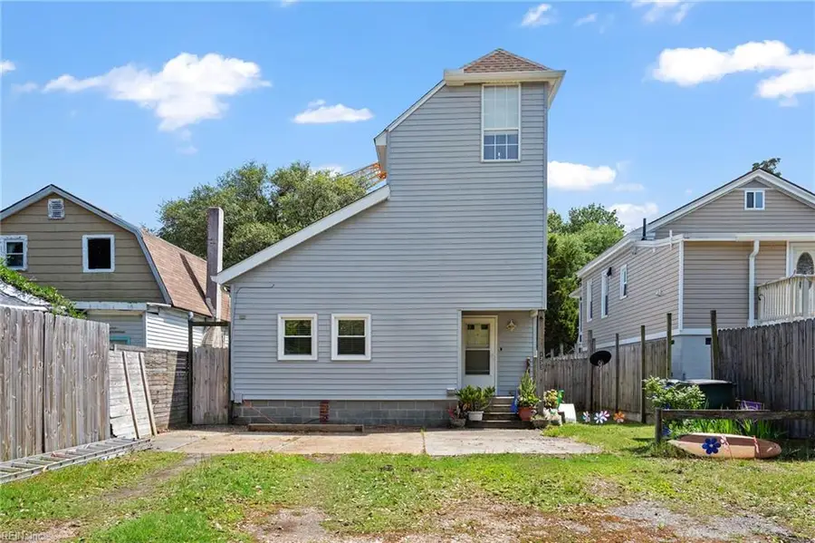 1233 Little Bay Avenue, Norfolk, VA 23503 - Image #2