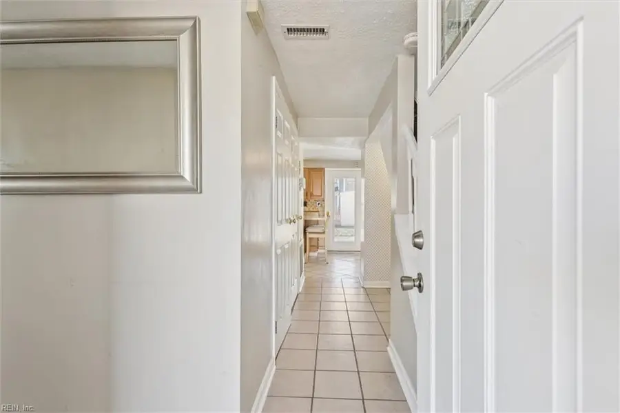 928 Chatsworth Drive, Newport News, VA 23601 - Image #3