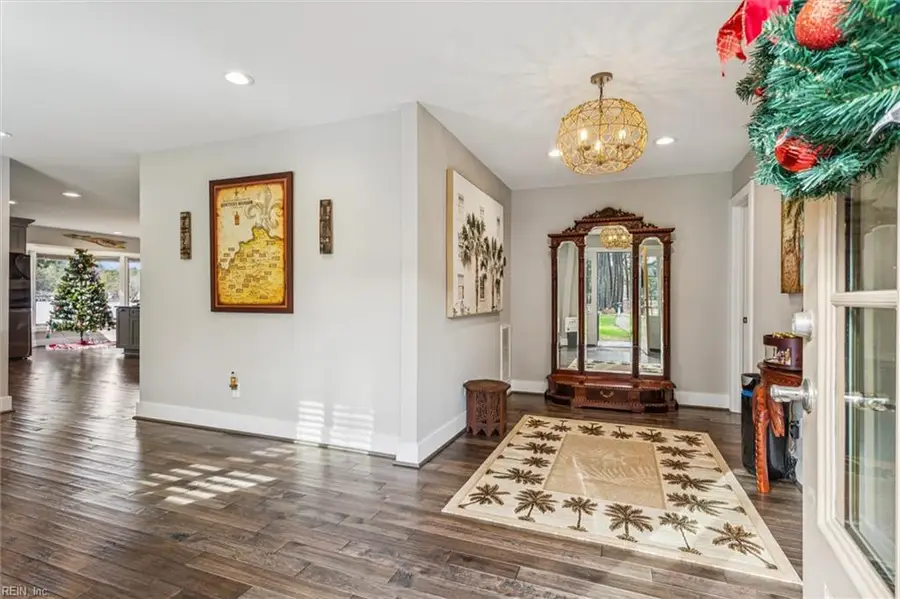 114 Fishermans Cove, Yorktown, VA 23692 - Image #3