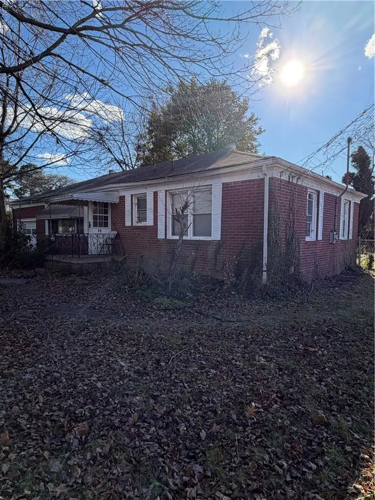 19 Saint Albans Drive, Hampton, VA 23669 - Image #3