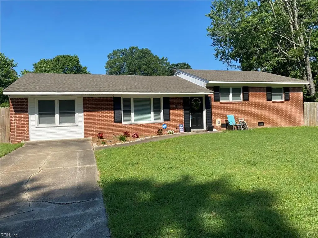 9 Lilac Court, Newport News, VA 23601 - Image #1