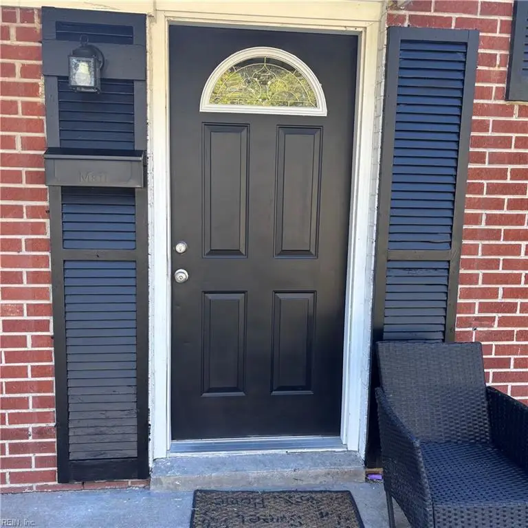 9 Lilac Court, Newport News, VA 23601 - Image #2