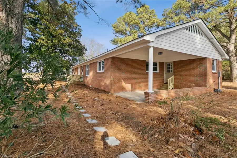 2225 Perrin Plantation Lane, Hayes, VA 23072 - Image #2