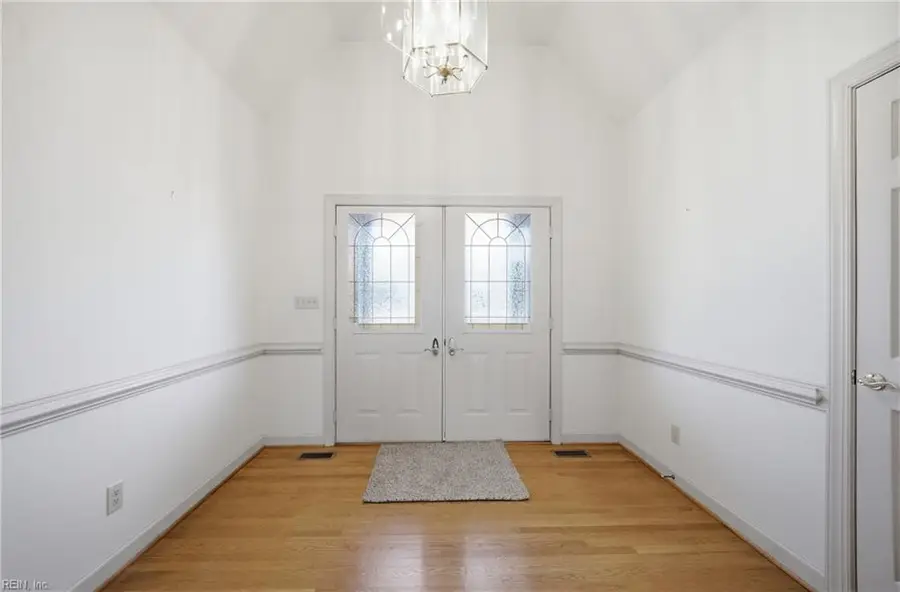 4044 Devon Drive, Chesapeake, VA 23321 - Image #3