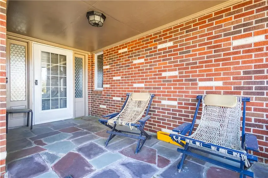 4641 Curtiss Drive, Virginia Beach, VA 23455 - Image #3