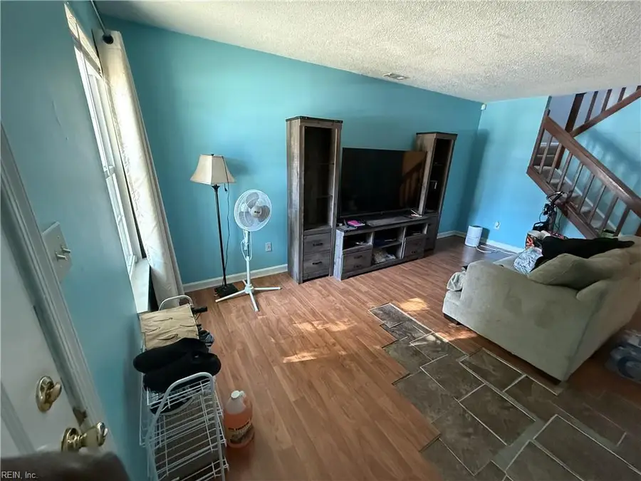 407 Hollomon Drive, Hampton, VA 23666 - Image #3