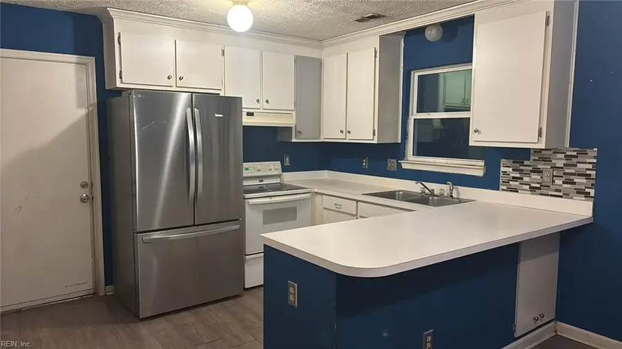 705 Stacis Lane, Newport News, VA 23608 - Image #2