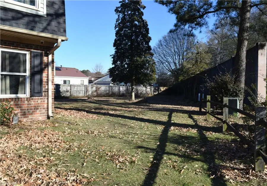 47 Thomas Nelson Drive, Hampton, VA 23666 - Image #2