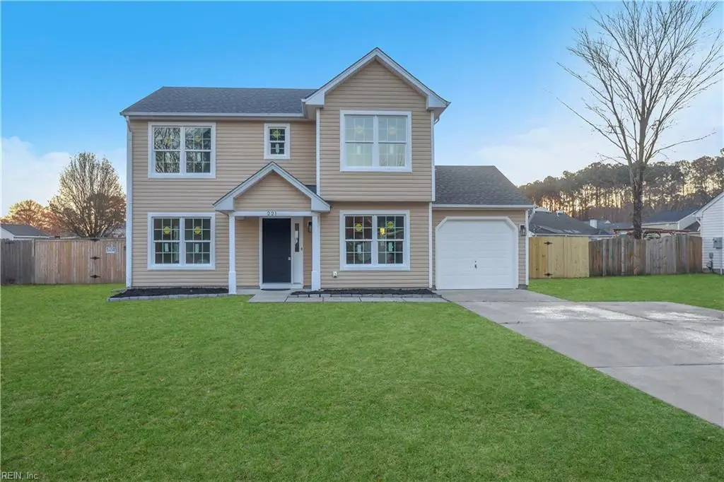 221 Gruen Street, Chesapeake, VA 23323 - Image #1