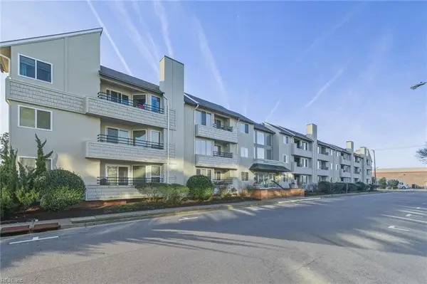 304 28th Street #105, Virginia Beach, VA 23451