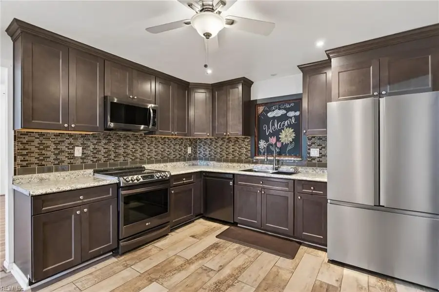 3017 Guenevere Drive, Chesapeake, VA 23323 - Image #3