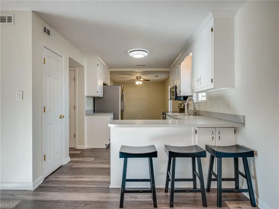 115 Hudgins Farm Drive, Yorktown, VA 23692 - Image #2