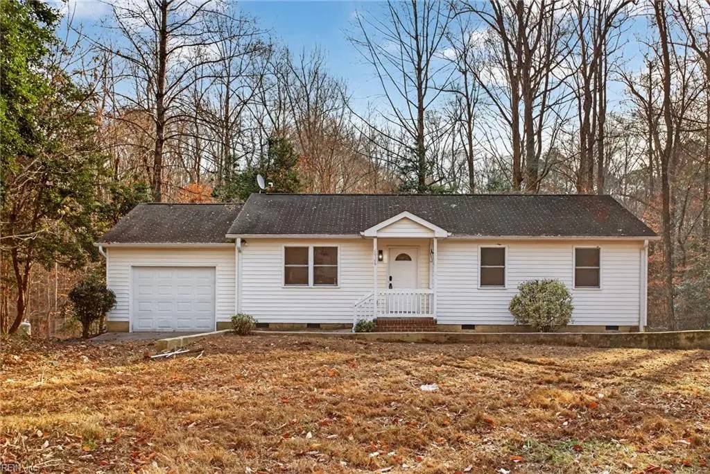 6926 Deerfield Lane, Gloucester, VA 23061 - Image #1