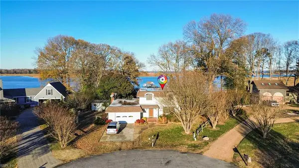 13 Jamesview Circle, Smithfield, VA 23430