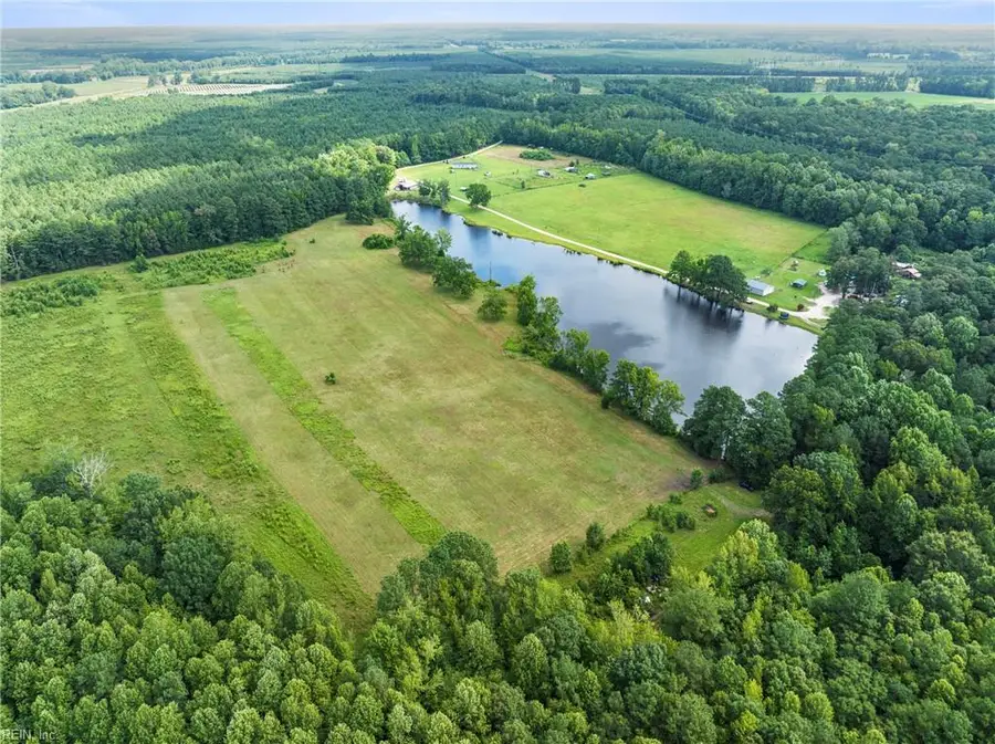 9742 Mill Swamp Road, Smithfield, VA 23430 - Image #2