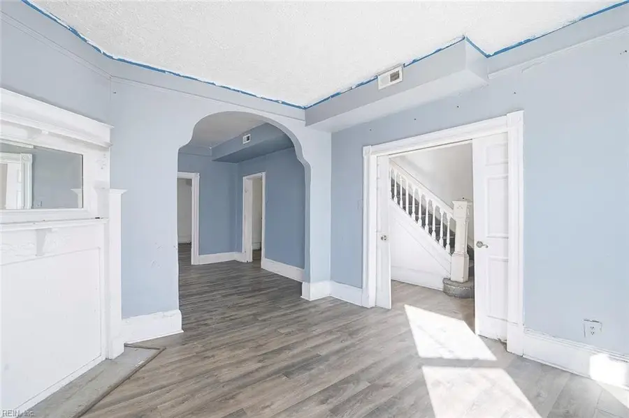 1121 Hampton Avenue, Newport News, VA 23607 - Image #3
