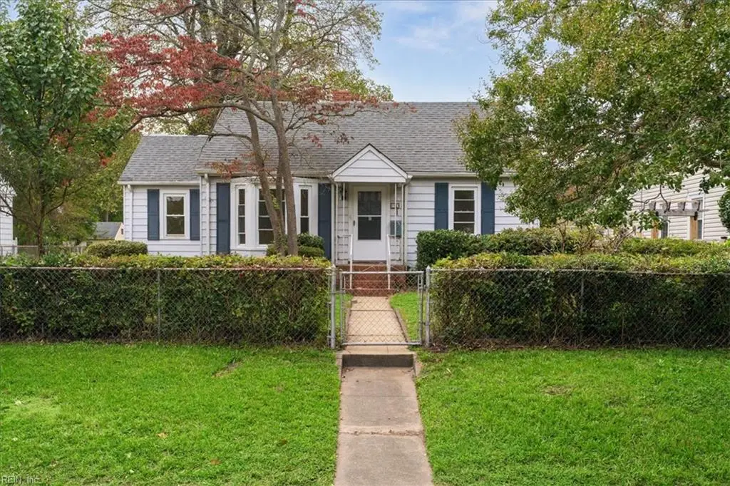 8909 Stratford Street, Norfolk, VA 23503 - Image #1