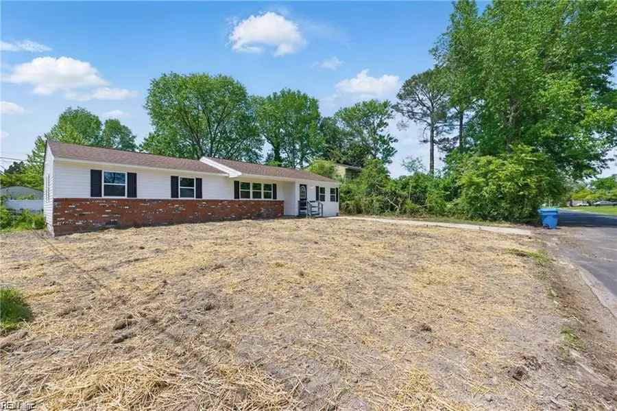 725 Burgesses Lane, Virginia Beach, VA 23452 - Image #2