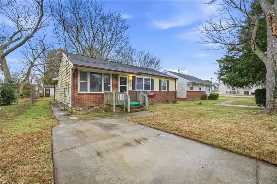 733 Burgess Avenue, Hampton, VA 23664 - Image #2
