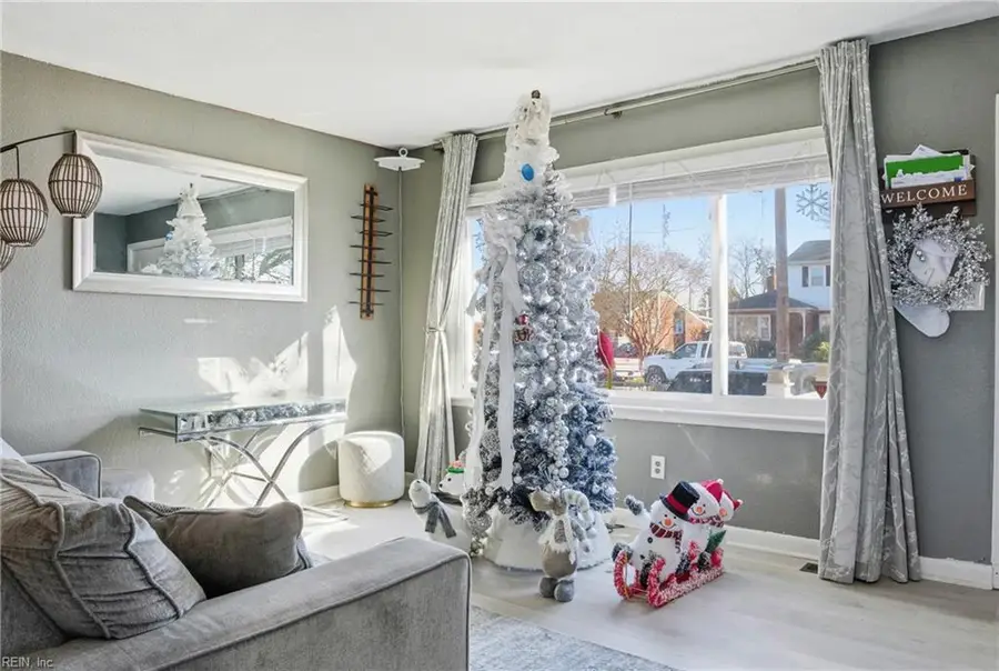 1527 Grove Street, Hampton, VA 23664 - Image #3