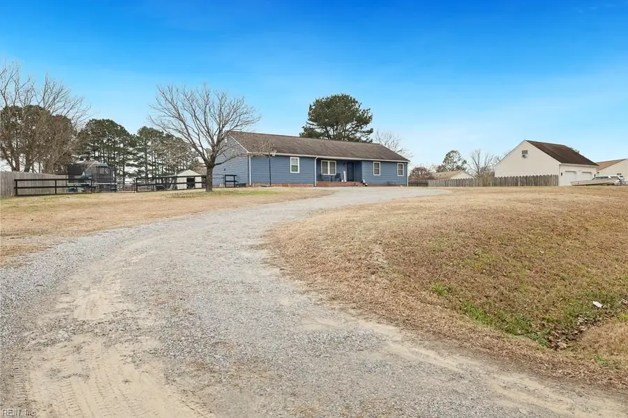 304 Longview Circle, Smithfield, VA 23430 - Image #3