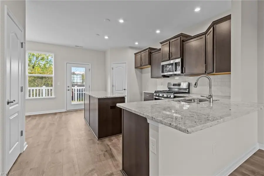 124 Freeman Divide, Hampton, VA 23666 - Image #2