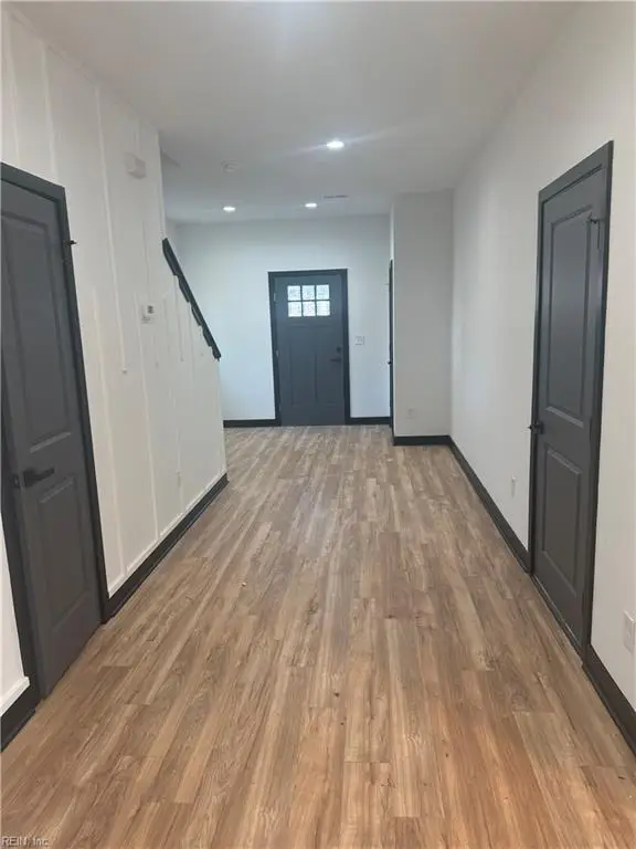 120 E Kelly Avenue, Hampton, VA 23663 - Image #3