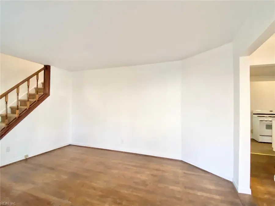 154 Armstrong Drive, Hampton, VA 23669 - Image #3