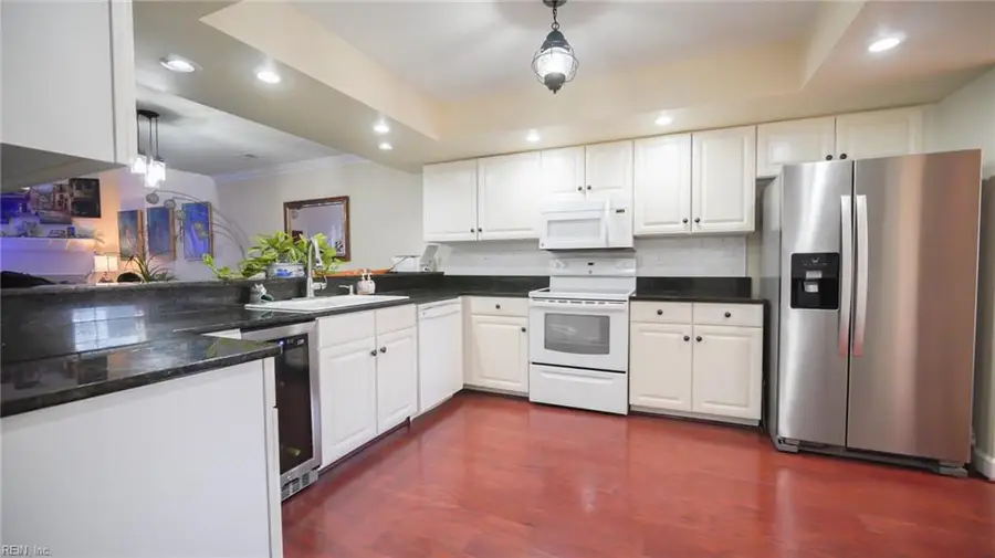 208 Genoa Drive #17, Hampton, VA 23664 - Image #2
