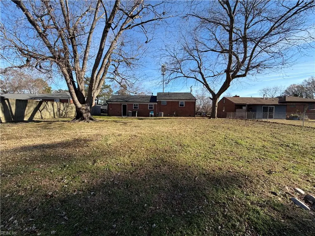 19 Plantation Drive, Hampton, VA 23669 - Image #1