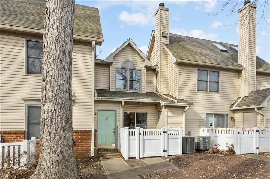 5 Salt Marsh Quay #5E, Hampton, VA 23666 - Image #2