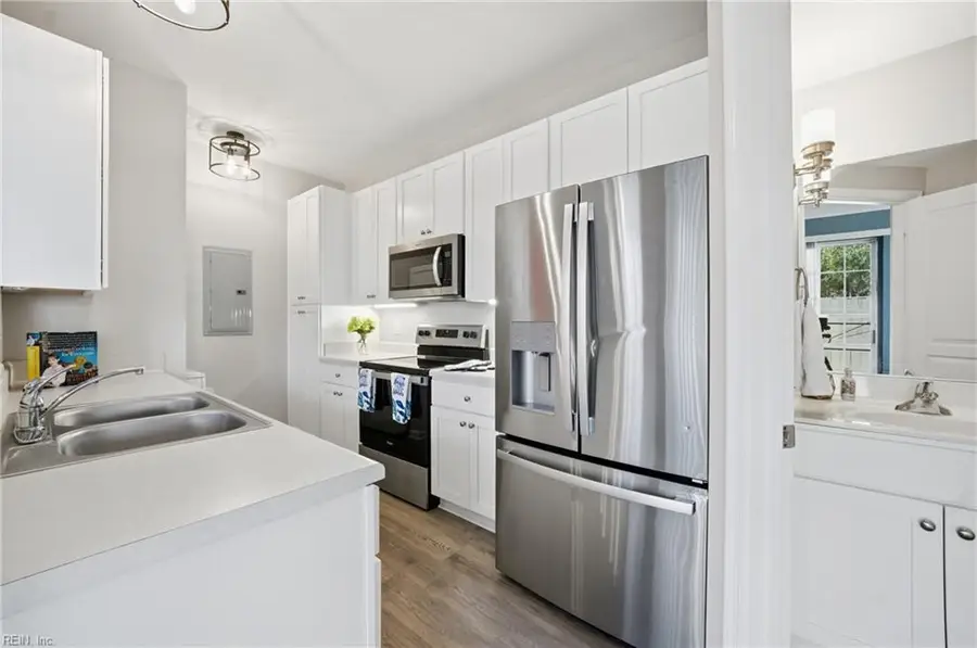 2377 Wessington Drive, Virginia Beach, VA 23454 - Image #2