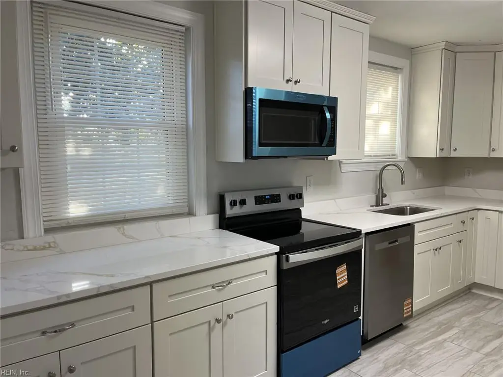 412 West Road, Portsmouth, VA 23707 - Image #1